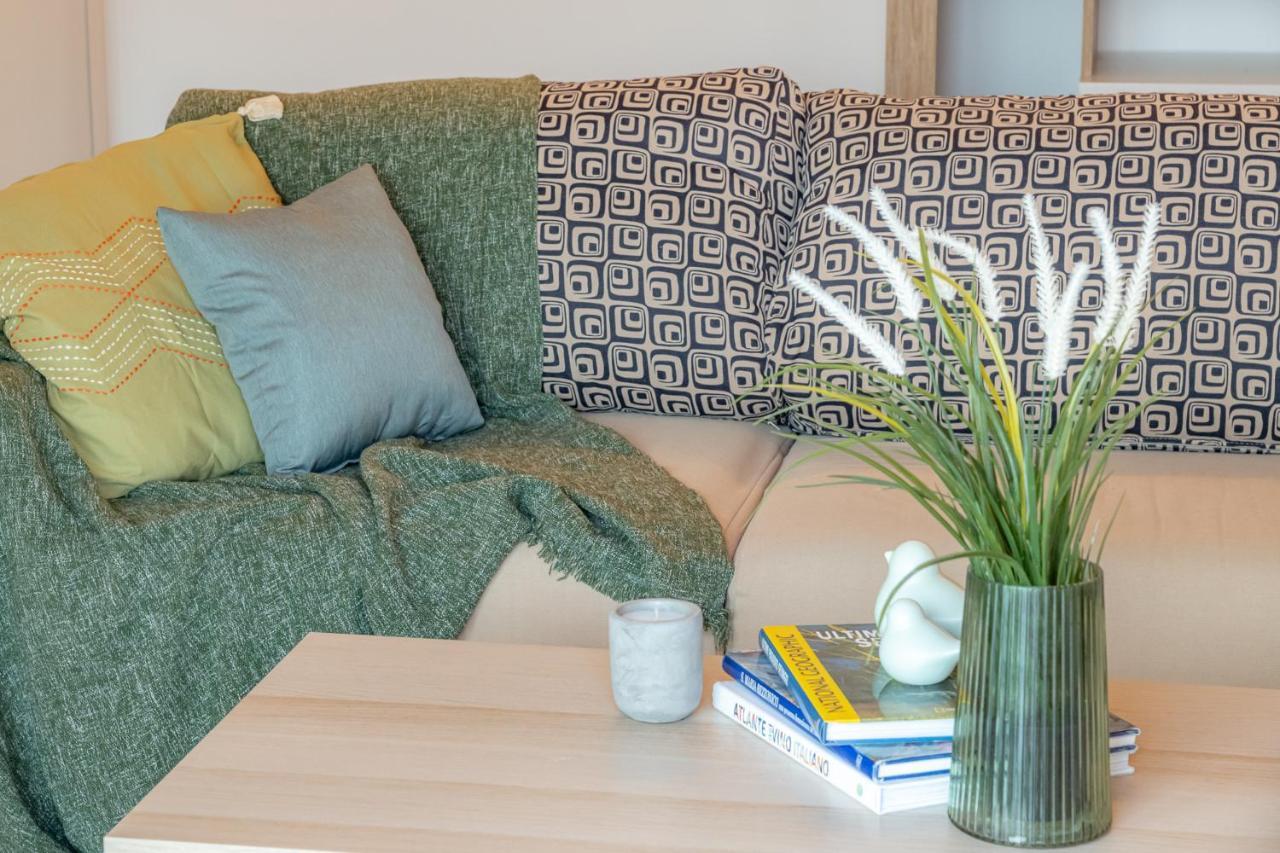 Classy Apartment Wifi, Parking & Stunning View! Acquaseria Eksteriør bilde