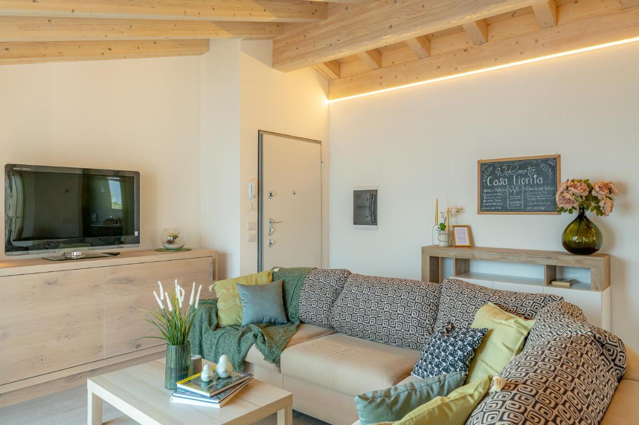 Classy Apartment Wifi, Parking & Stunning View! Acquaseria Eksteriør bilde